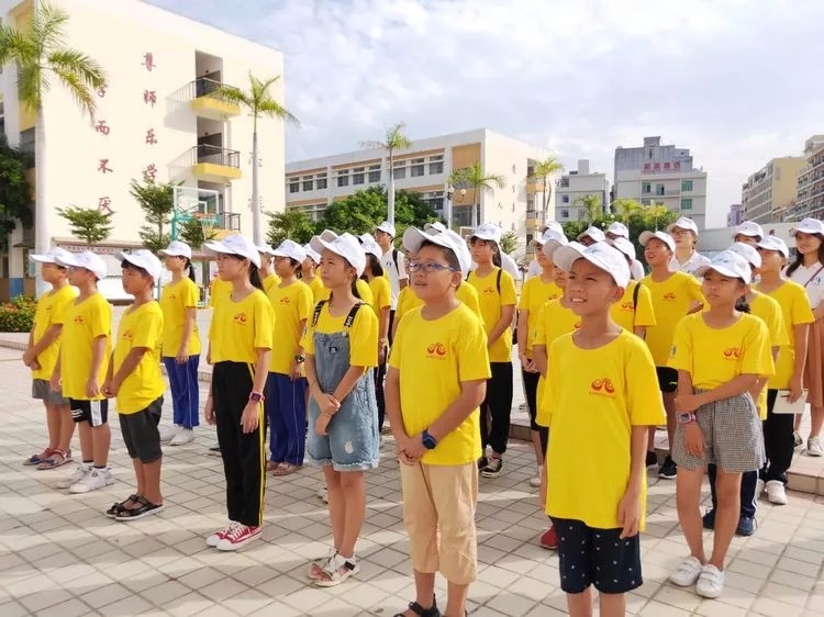2019年陵水县第二届青少年专利训练营今日开营 