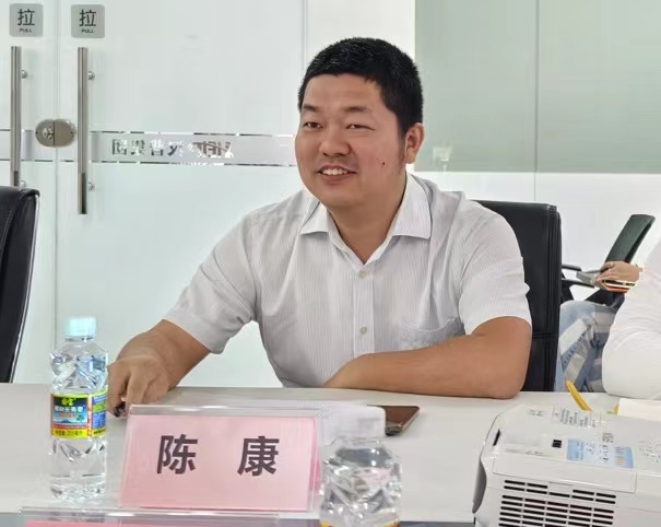 海口市龙华区副区长许爱华等领导一行赴热科（海口）知识产权服务业集聚区开展工作调研(图7)